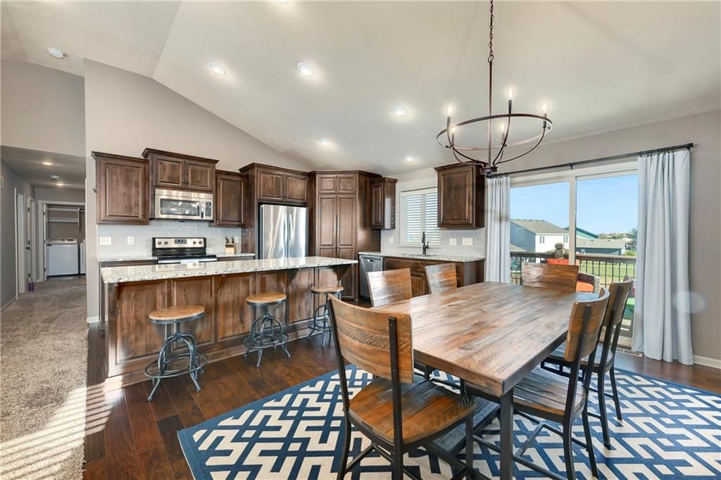 9004 SW 9th Terrace Court — photo 11