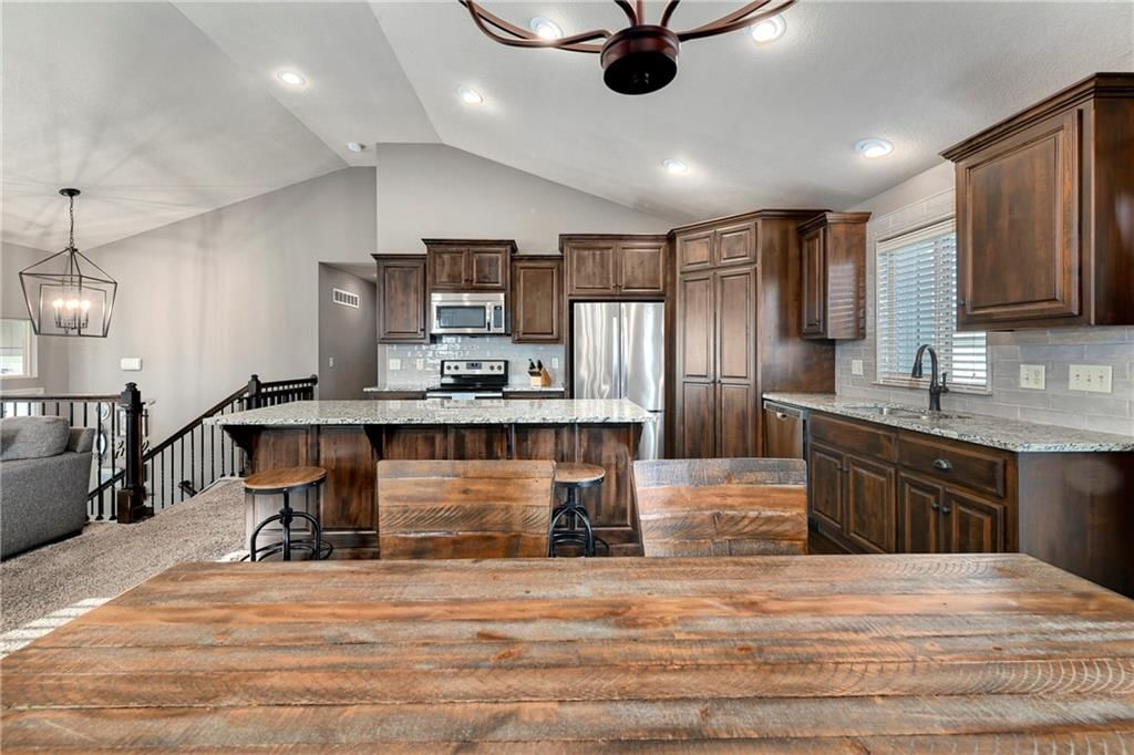 9004 SW 9th Terrace Court — photo 13