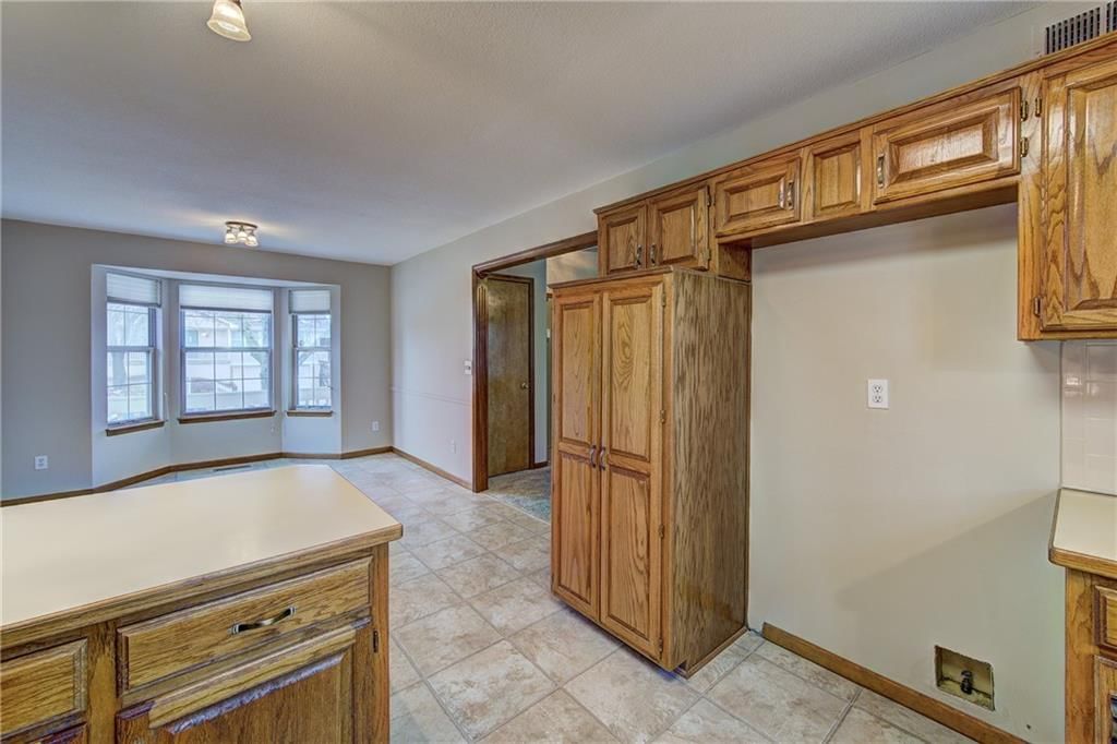 628 SE Ashton Drive — photo 9