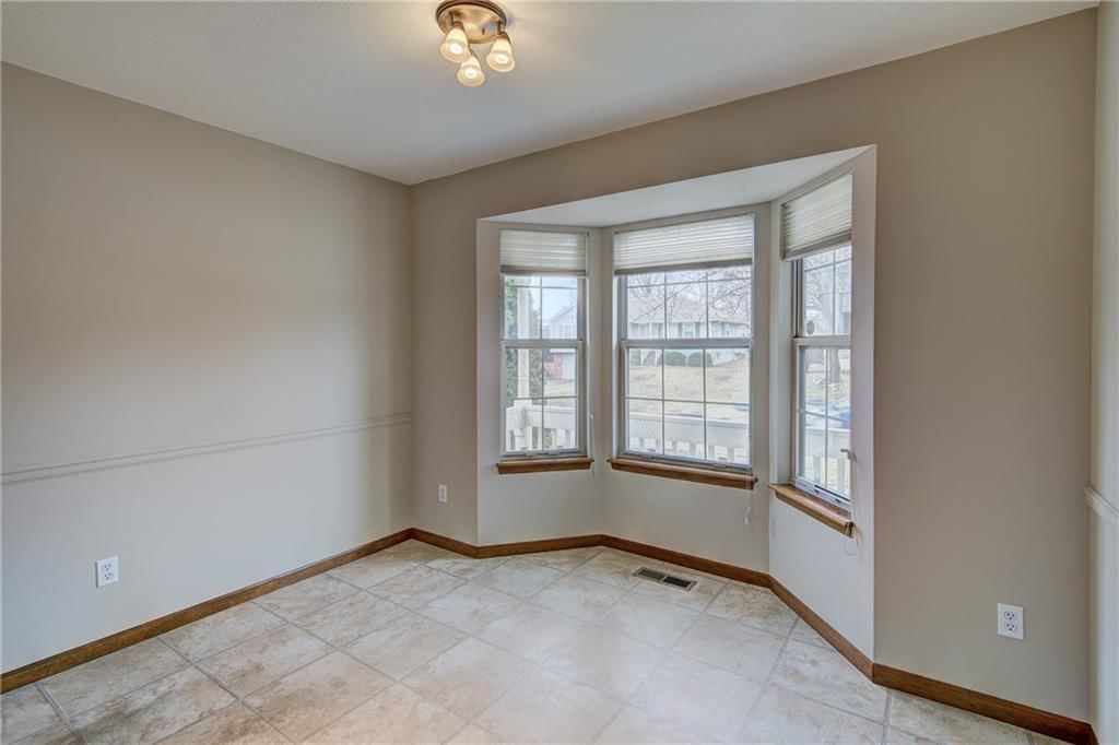628 SE Ashton Drive — photo 10