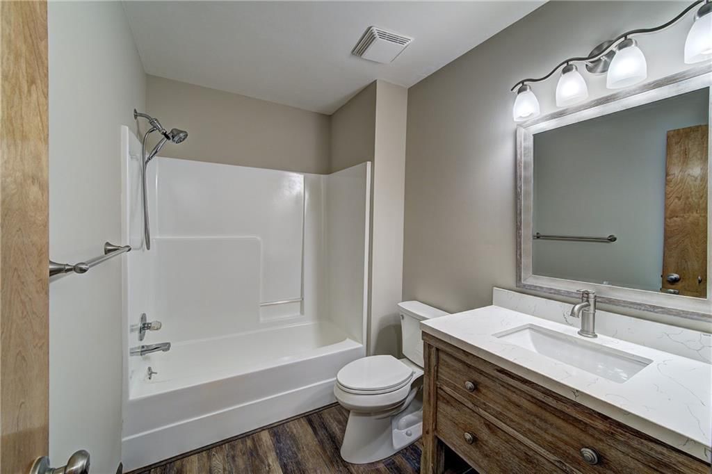 628 SE Ashton Drive — photo 11