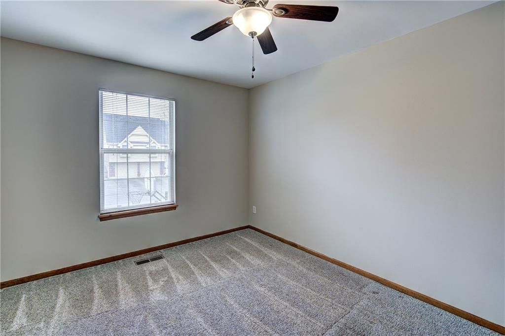 628 SE Ashton Drive — photo 19