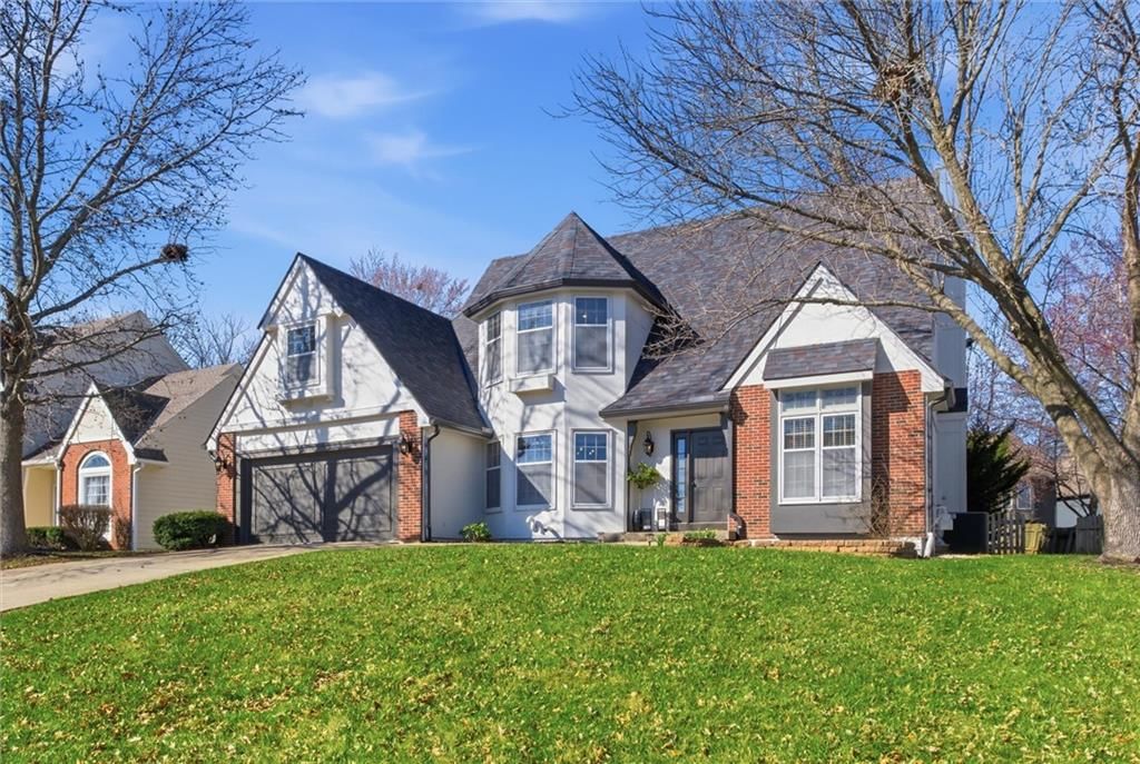 13810 Pembroke Lane — photo 3