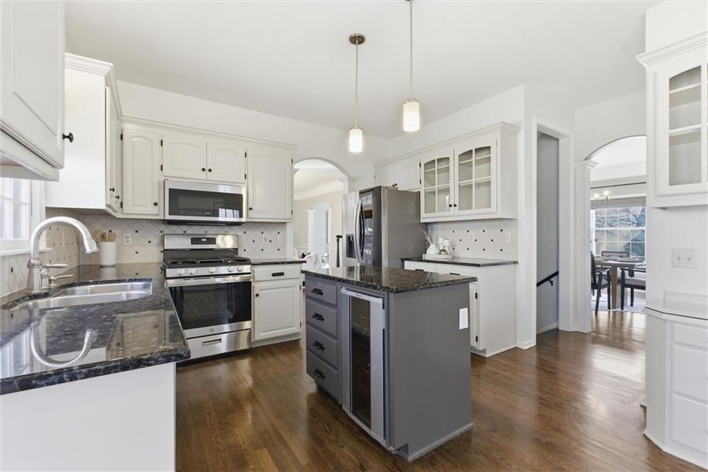 13810 Pembroke Lane — photo 18