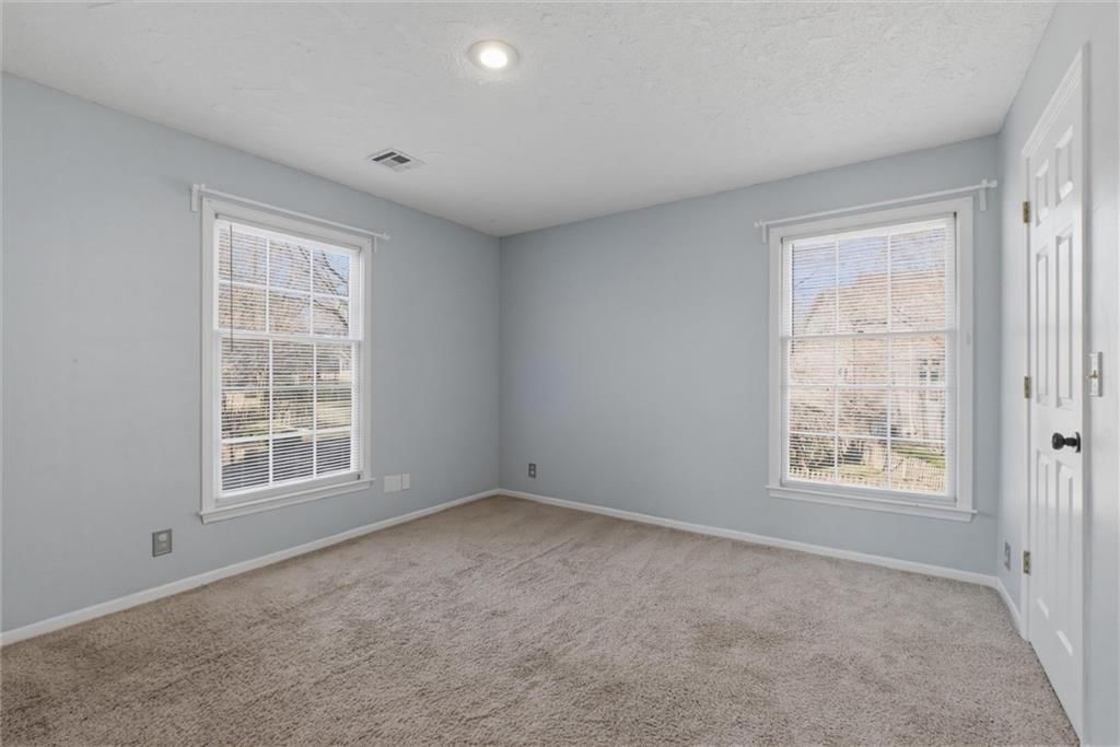 13810 Pembroke Lane — photo 34