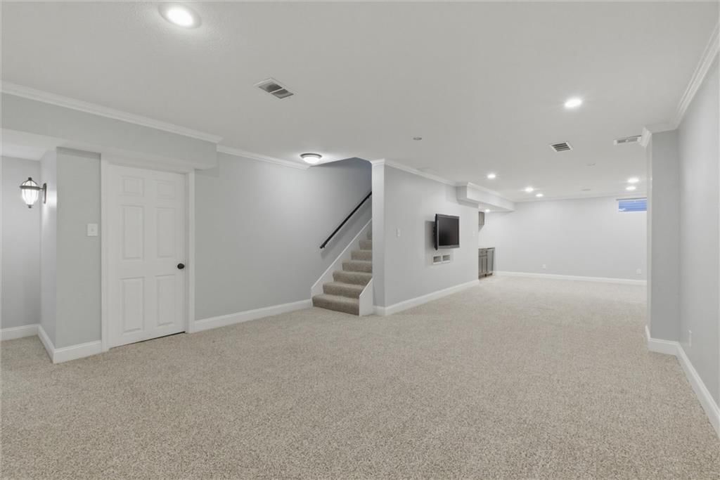 13810 Pembroke Lane — photo 41