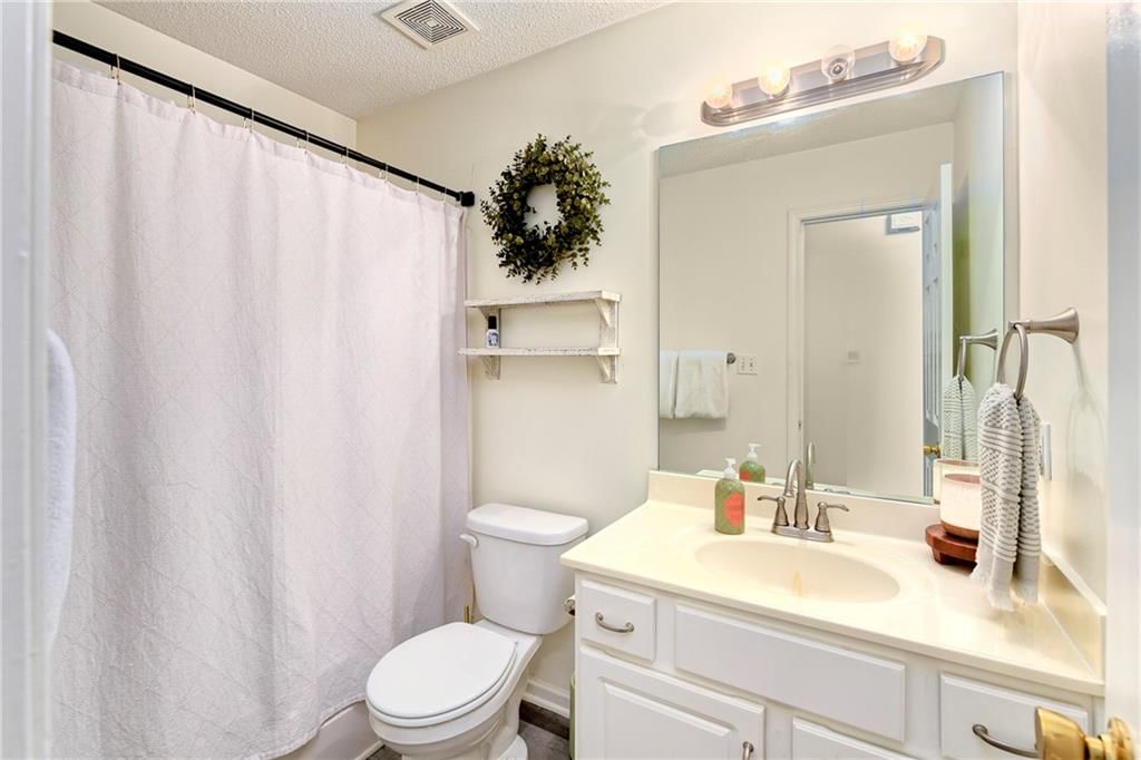 2925 Spring Garden Street — photo 17