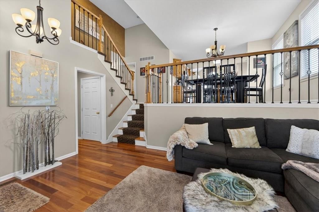 802 Redbud Drive — photo 9