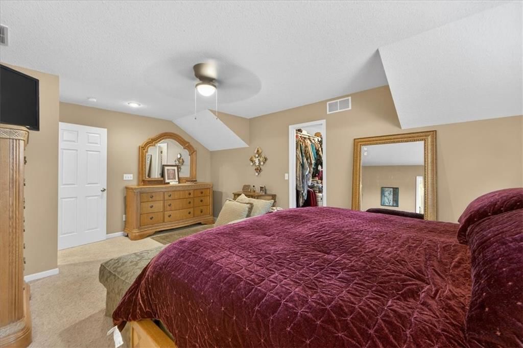 802 Redbud Drive — photo 35