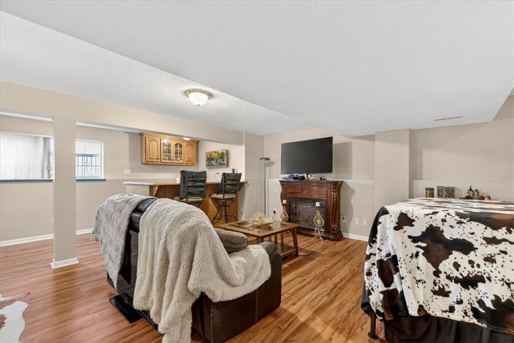 802 Redbud Drive — photo 40