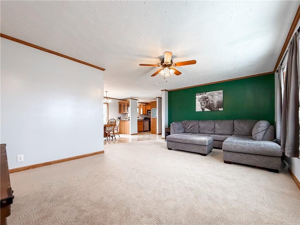 526 NW 1421st Road — photo 4