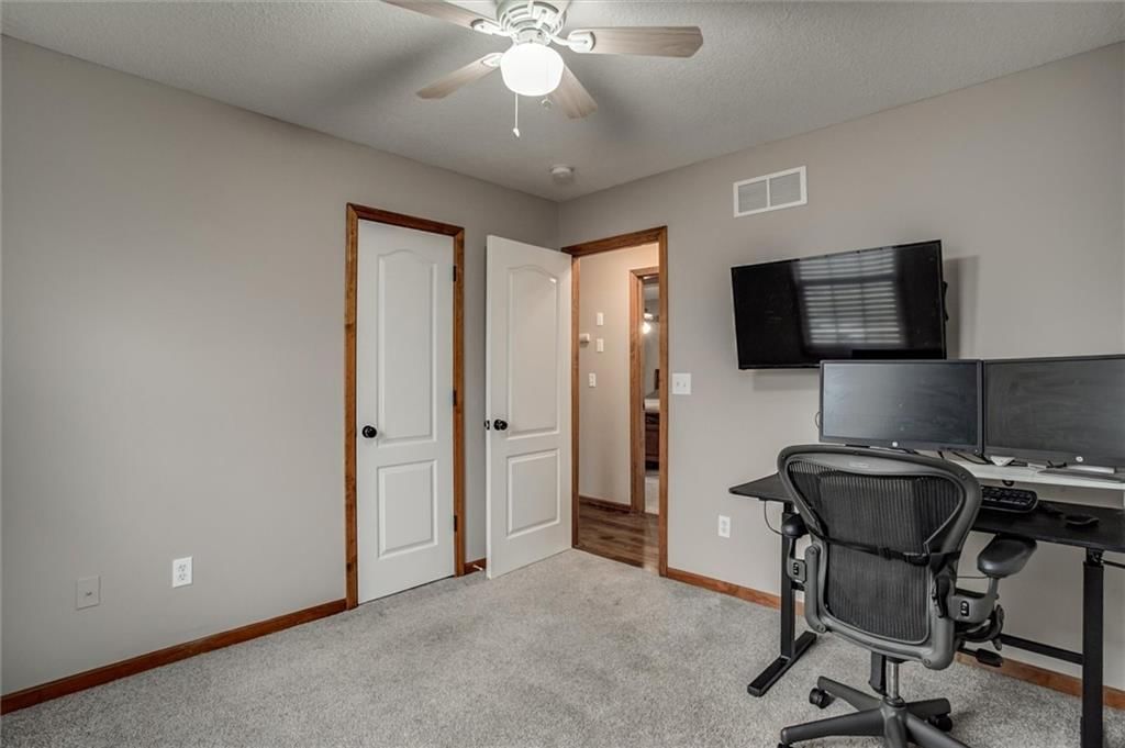 801 SW Misty Glen N/A — photo 24