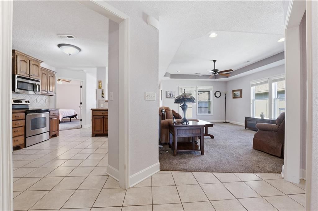 522 Neptune Drive — photo 3