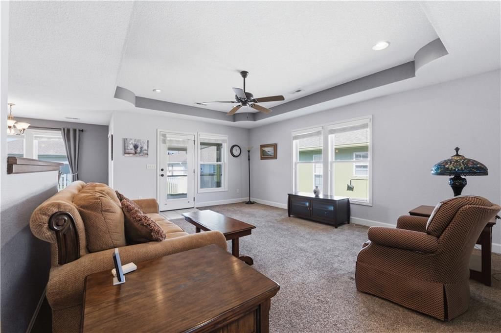 522 Neptune Drive — photo 5