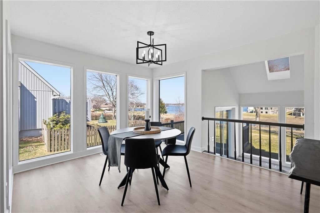 220 SW Green Teal Street — photo 3