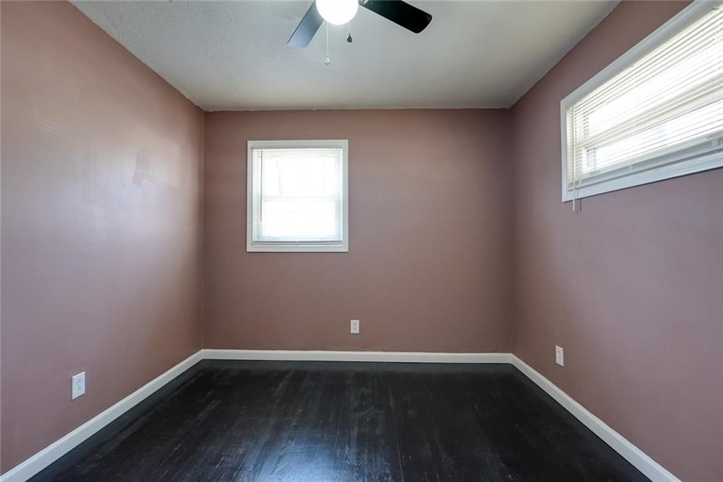 11215 E 49th Street — photo 16