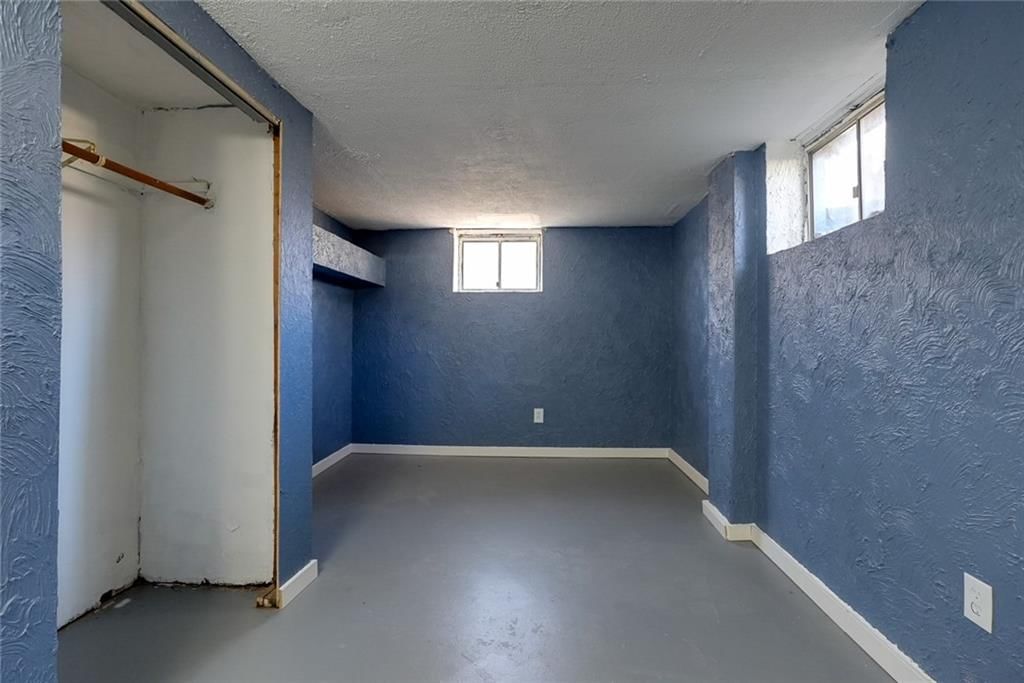 11215 E 49th Street — photo 27