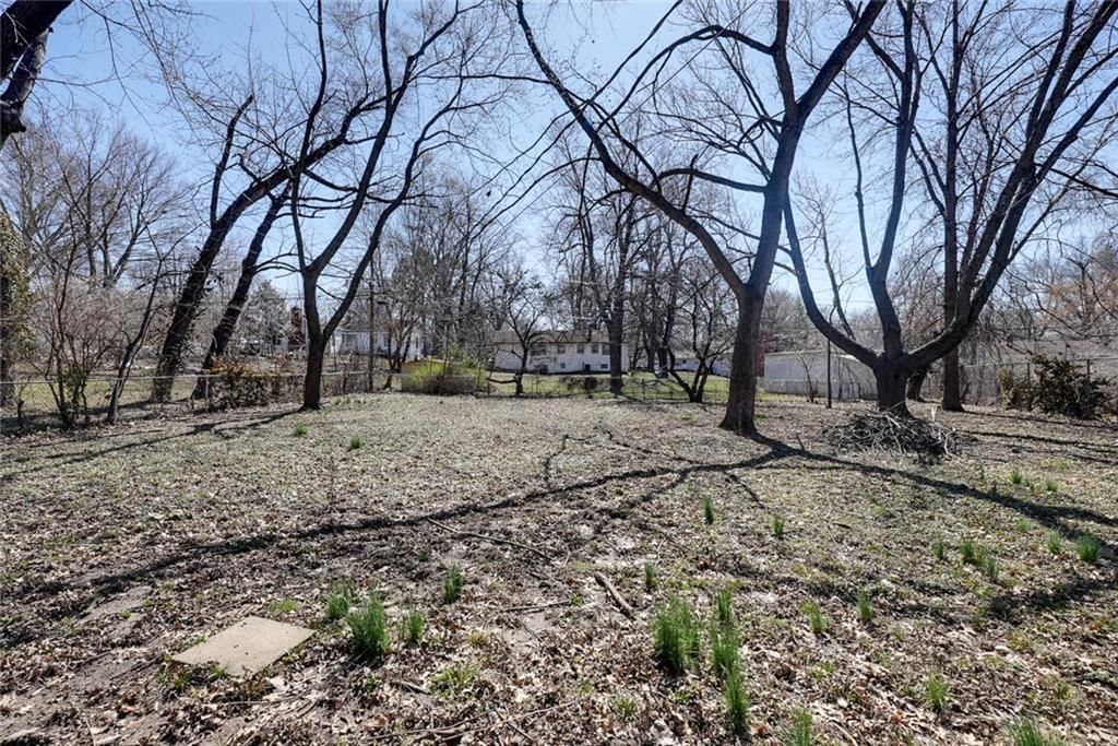 11215 E 49th Street — photo 33