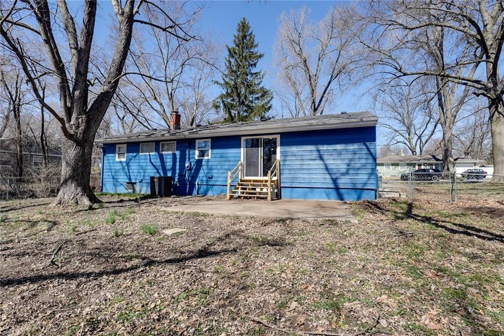 11215 E 49th Street — photo 34
