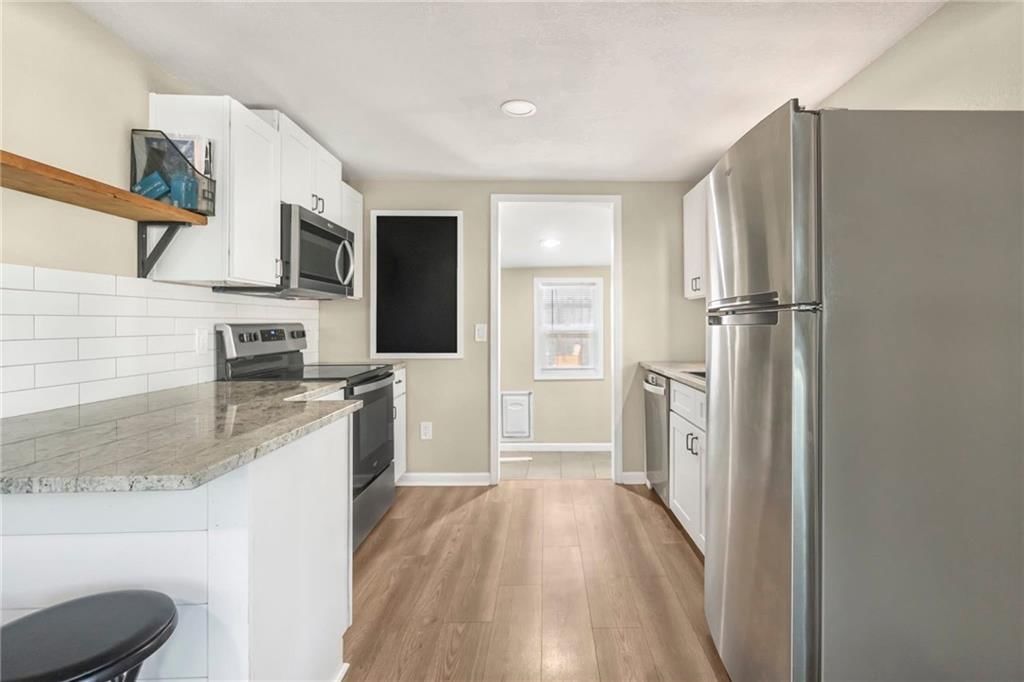 900 Walnut Avenue — photo 3