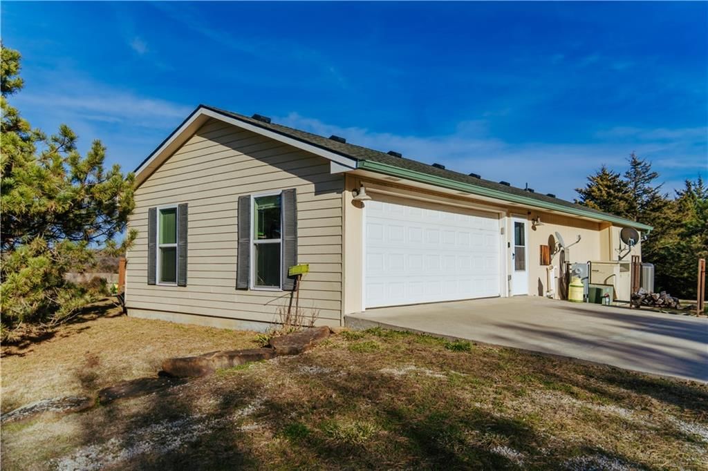 15783 Clay Road — photo 37
