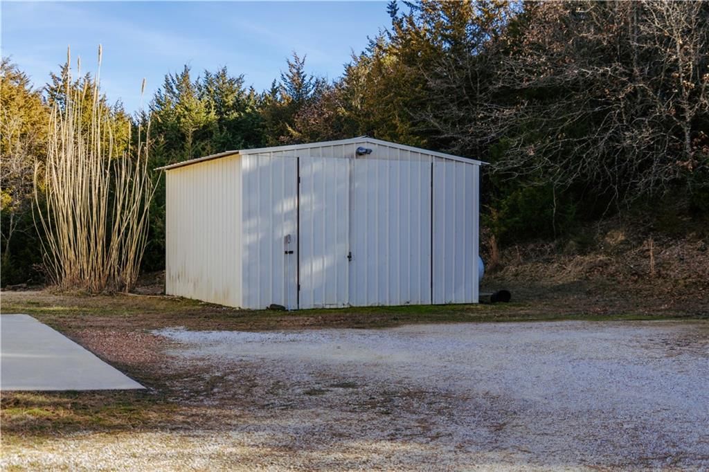 15783 Clay Road — photo 43