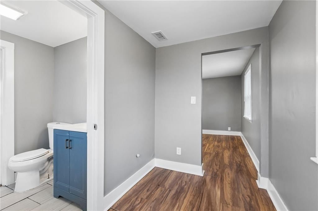 5038 S Benton Avenue — photo 14