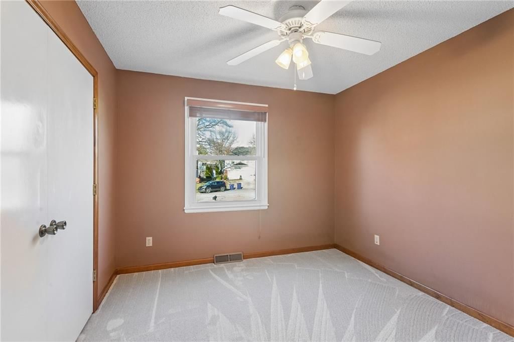 12226 W 72 Street — photo 19