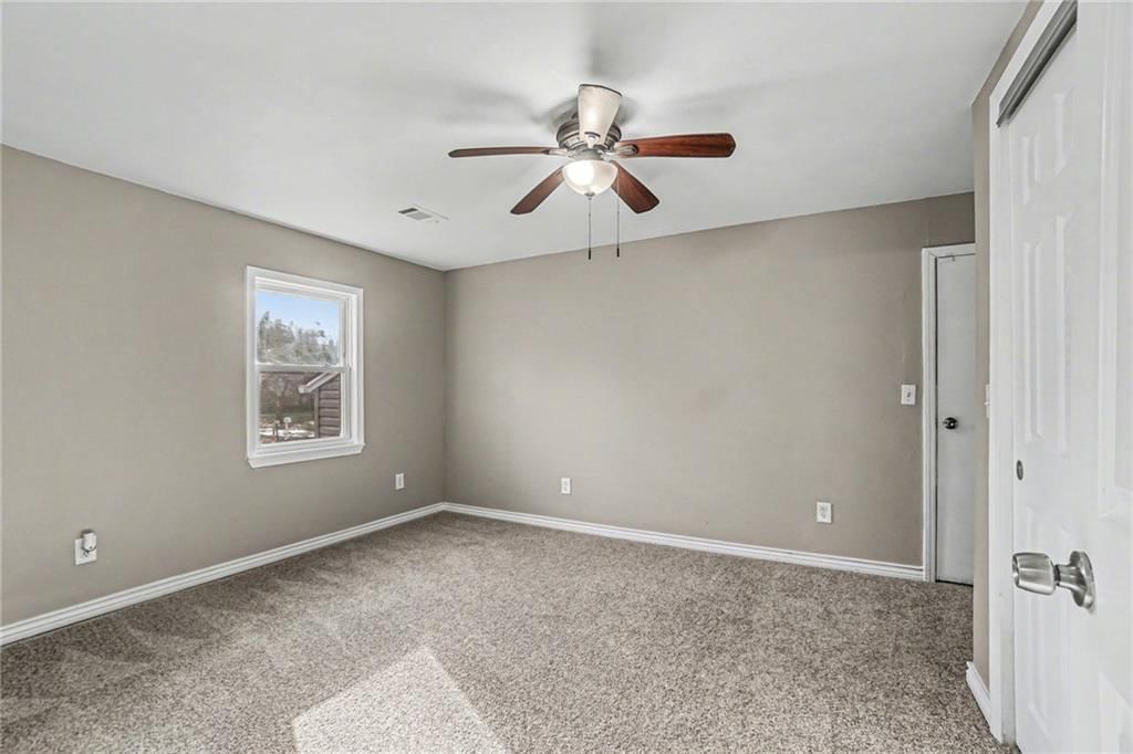 3636 NE Antioch Road — photo 11