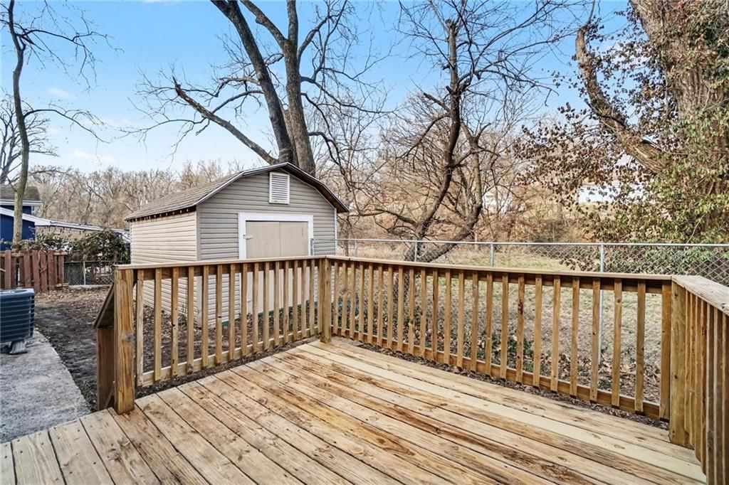 3636 NE Antioch Road — photo 14