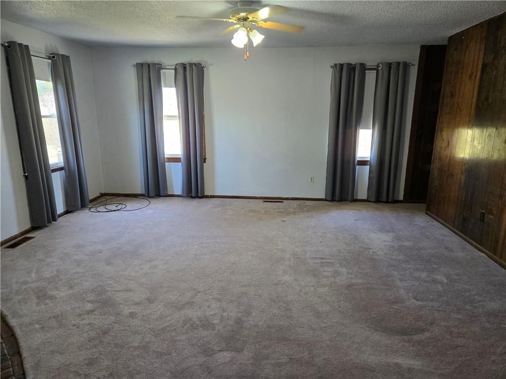 32188 Osawatomie Road — photo 9