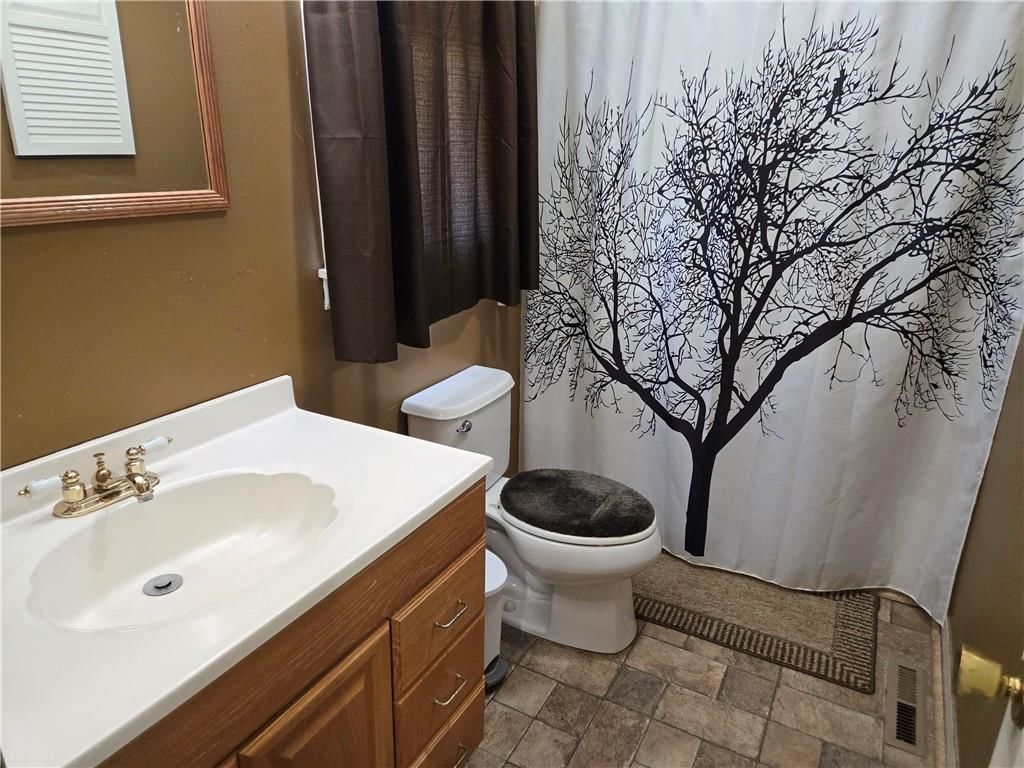 32188 Osawatomie Road — photo 46