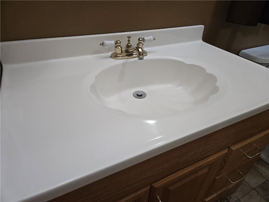 32188 Osawatomie Road — photo 47
