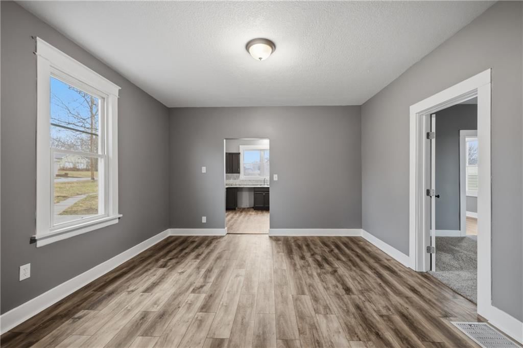 2113 Jefferson Street — photo 5