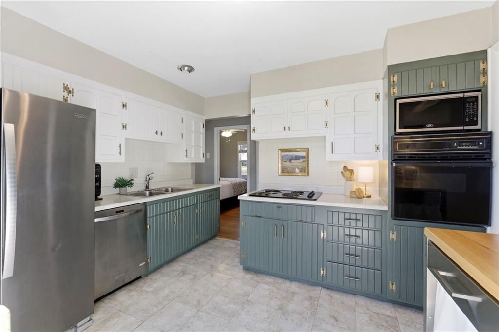 9237 Hemlock Street — photo 8