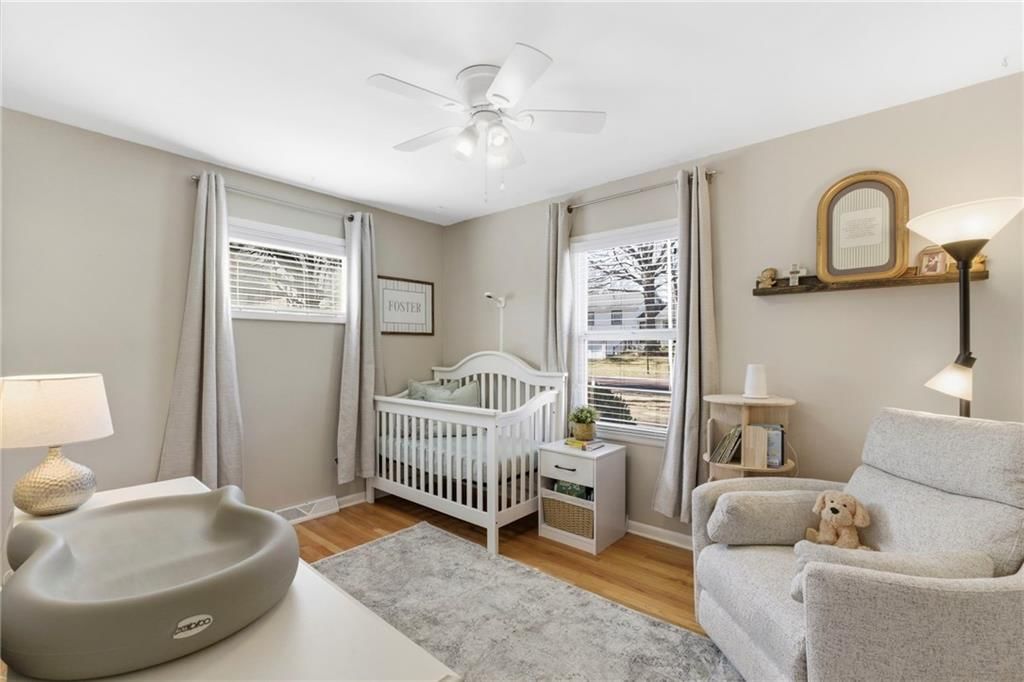 9237 Hemlock Street — photo 18