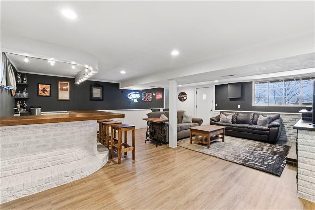 9237 Hemlock Street — photo 25