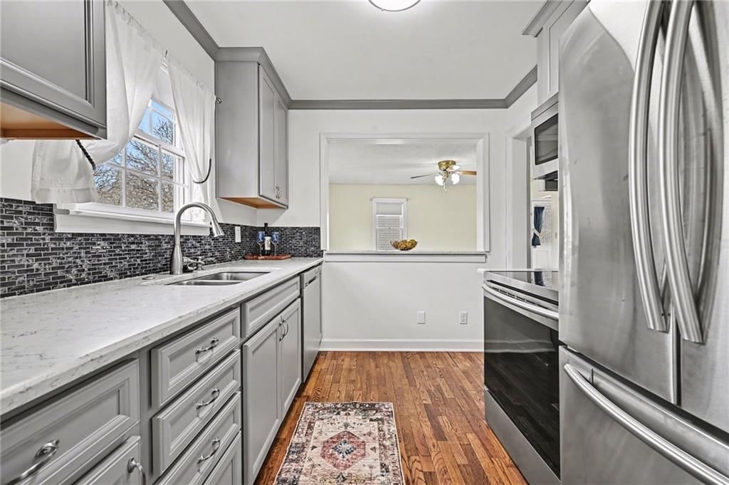 5551 Hadley Street — photo 9