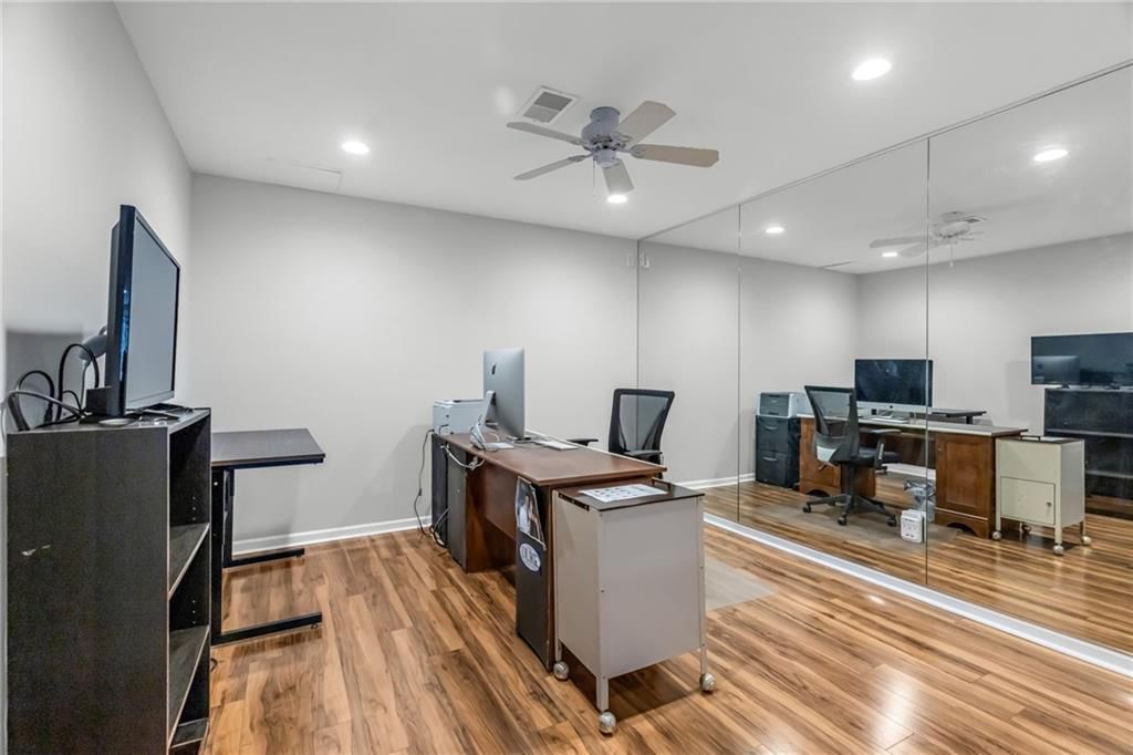 9805 NW 73rd Terrace — photo 34