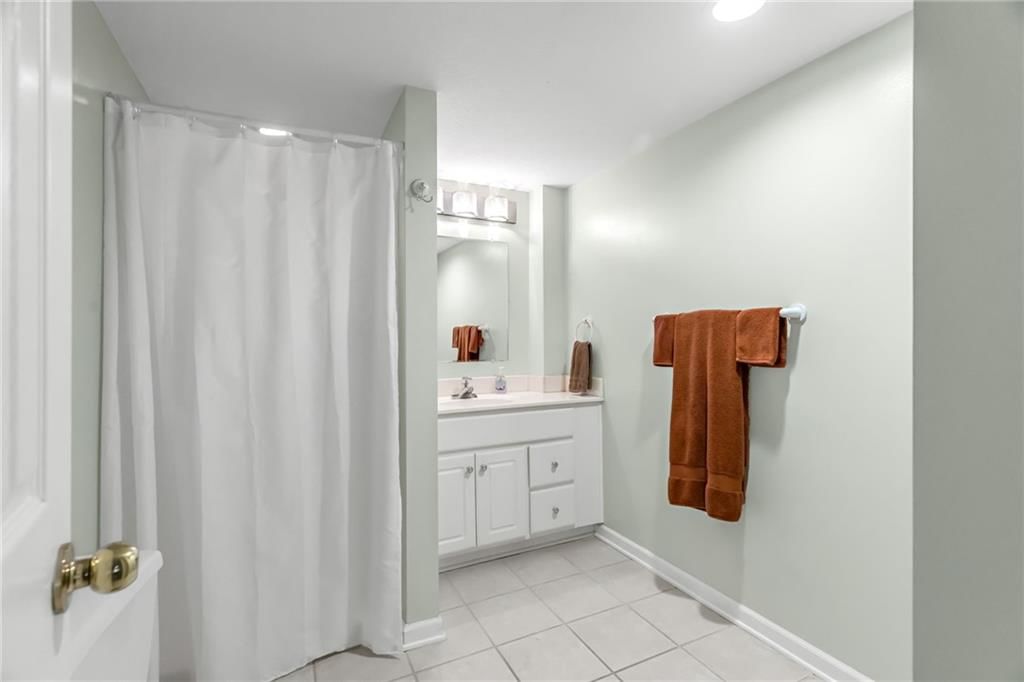 9805 NW 73rd Terrace — photo 37