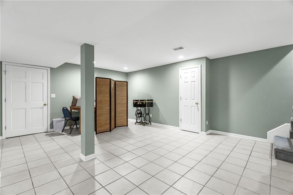 9805 NW 73rd Terrace — photo 39