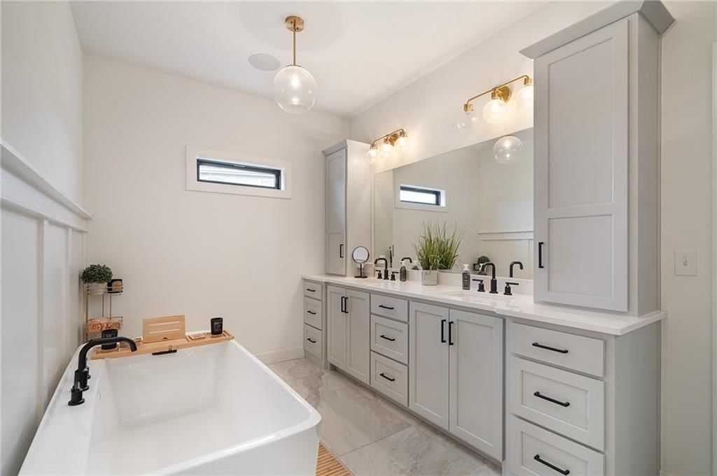 4729 NE Jamestown Drive — photo 17
