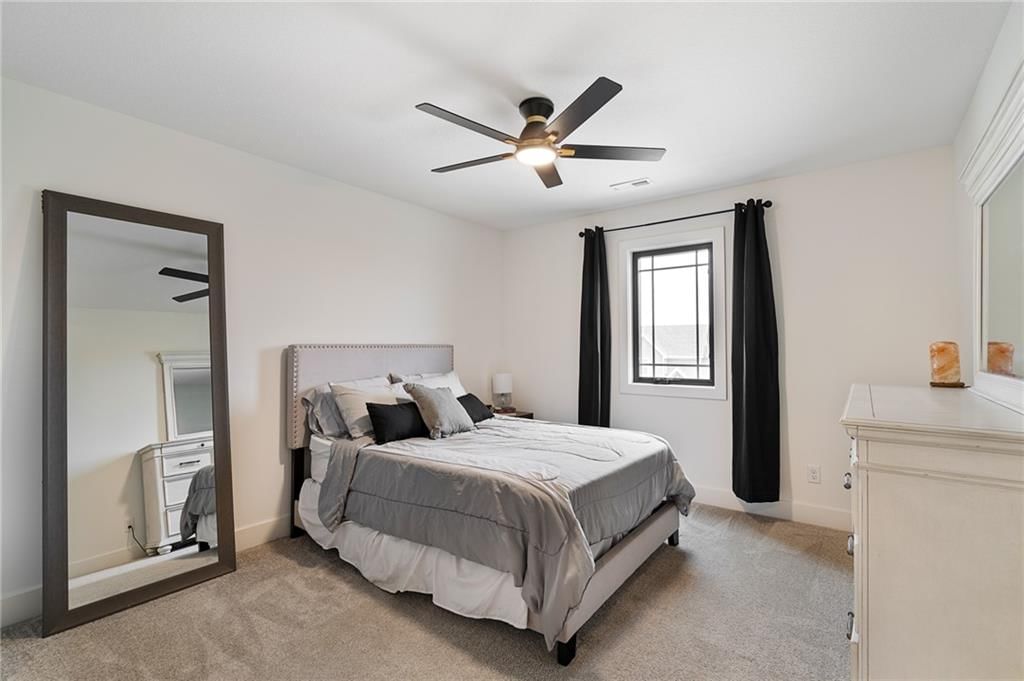 4729 NE Jamestown Drive — photo 32