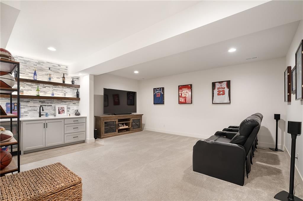 4729 NE Jamestown Drive — photo 35