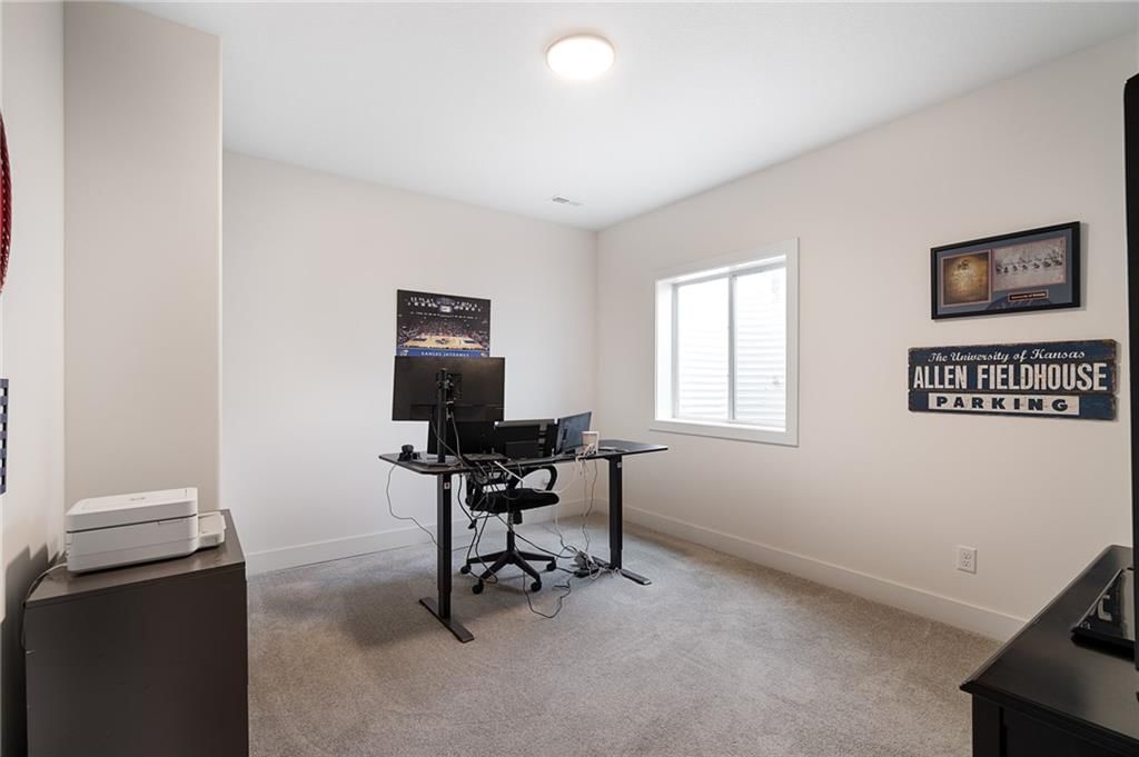 4729 NE Jamestown Drive — photo 38