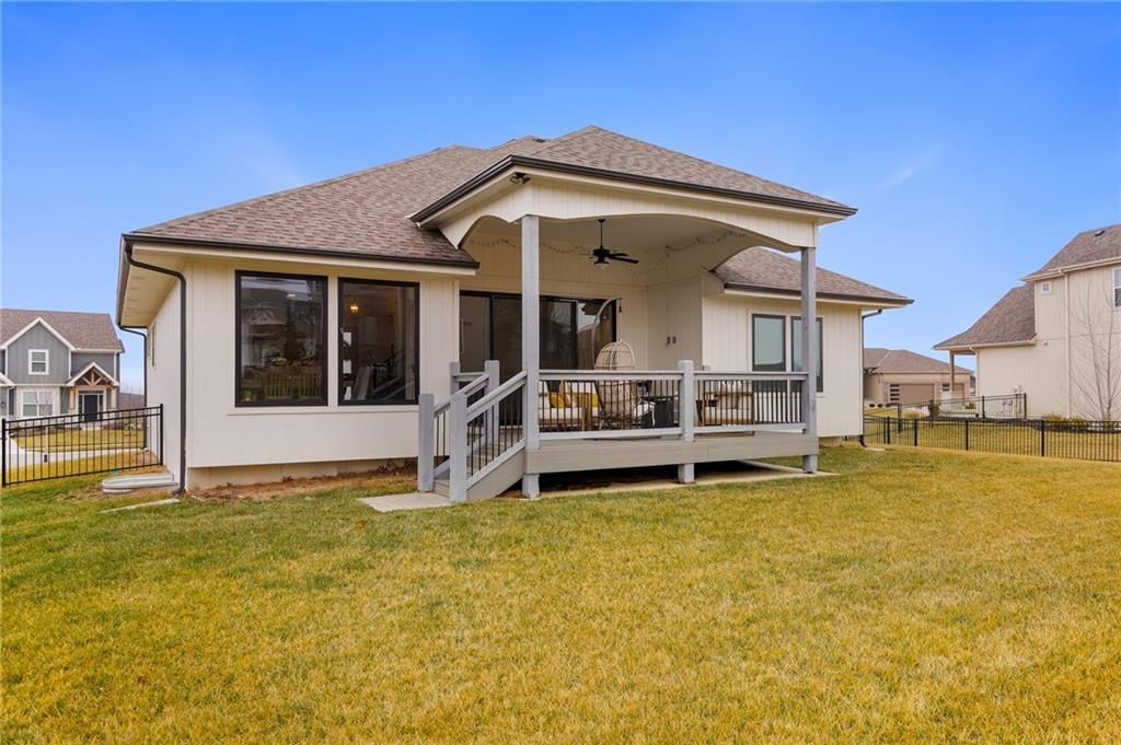 4729 NE Jamestown Drive — photo 41