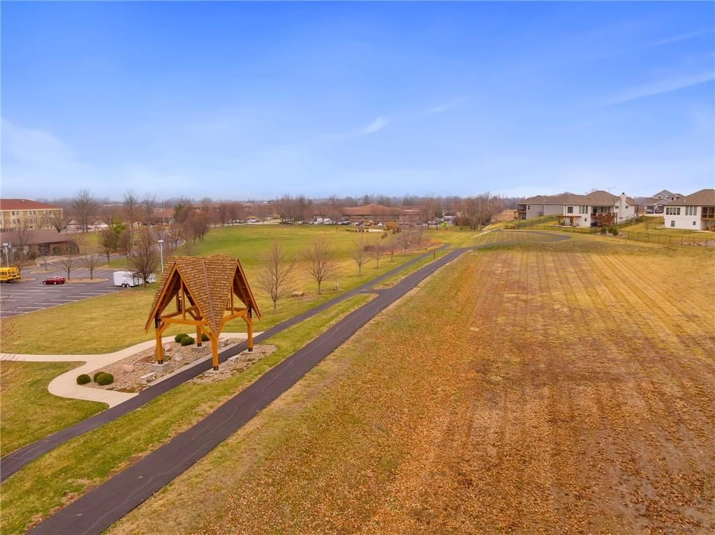 4729 NE Jamestown Drive — photo 47