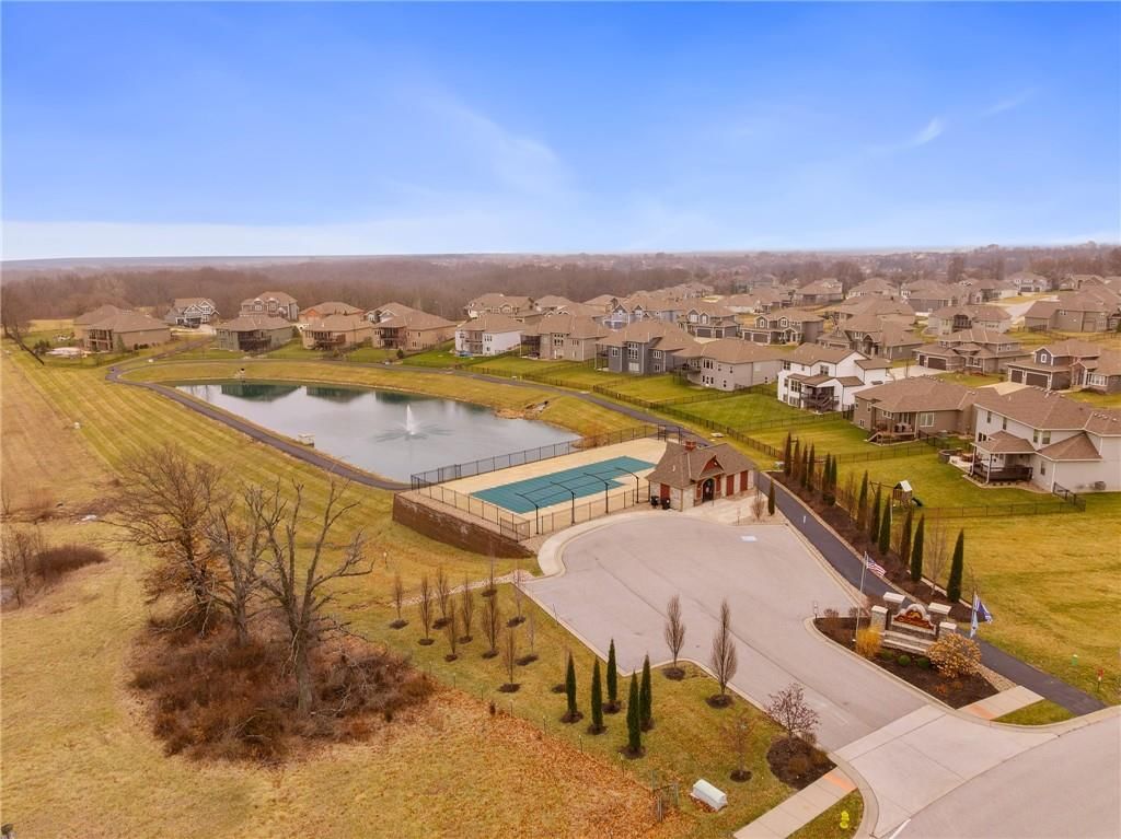 4729 NE Jamestown Drive — photo 48