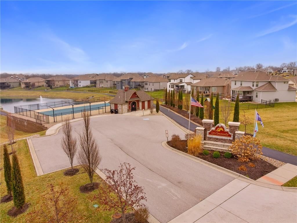 4729 NE Jamestown Drive — photo 49