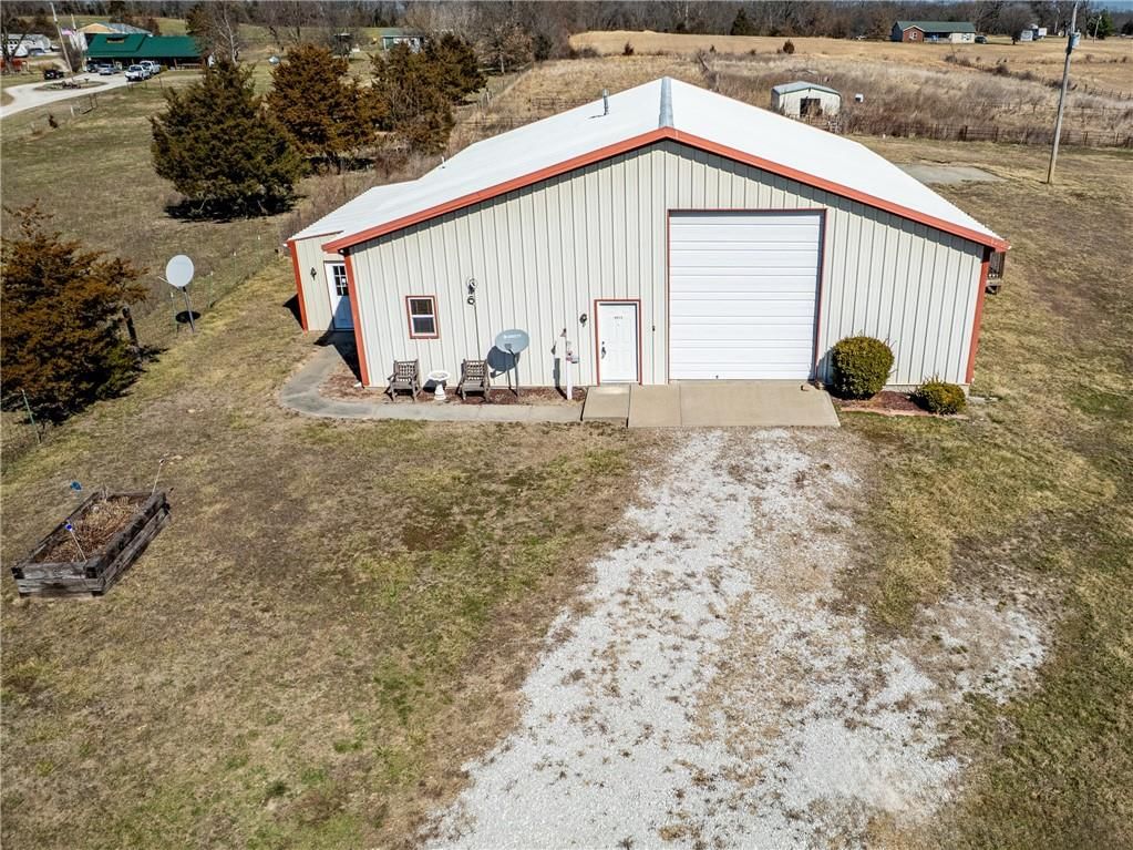 8823 NE OO Highway — photo 2